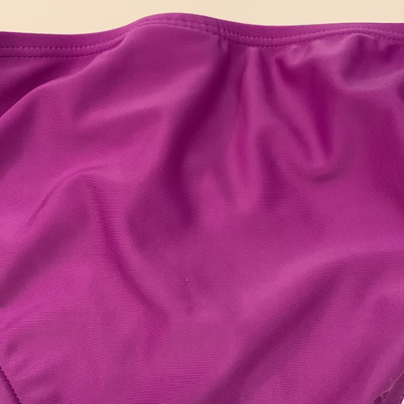 Speedo two piece swimsuit - Picture 5 of 5